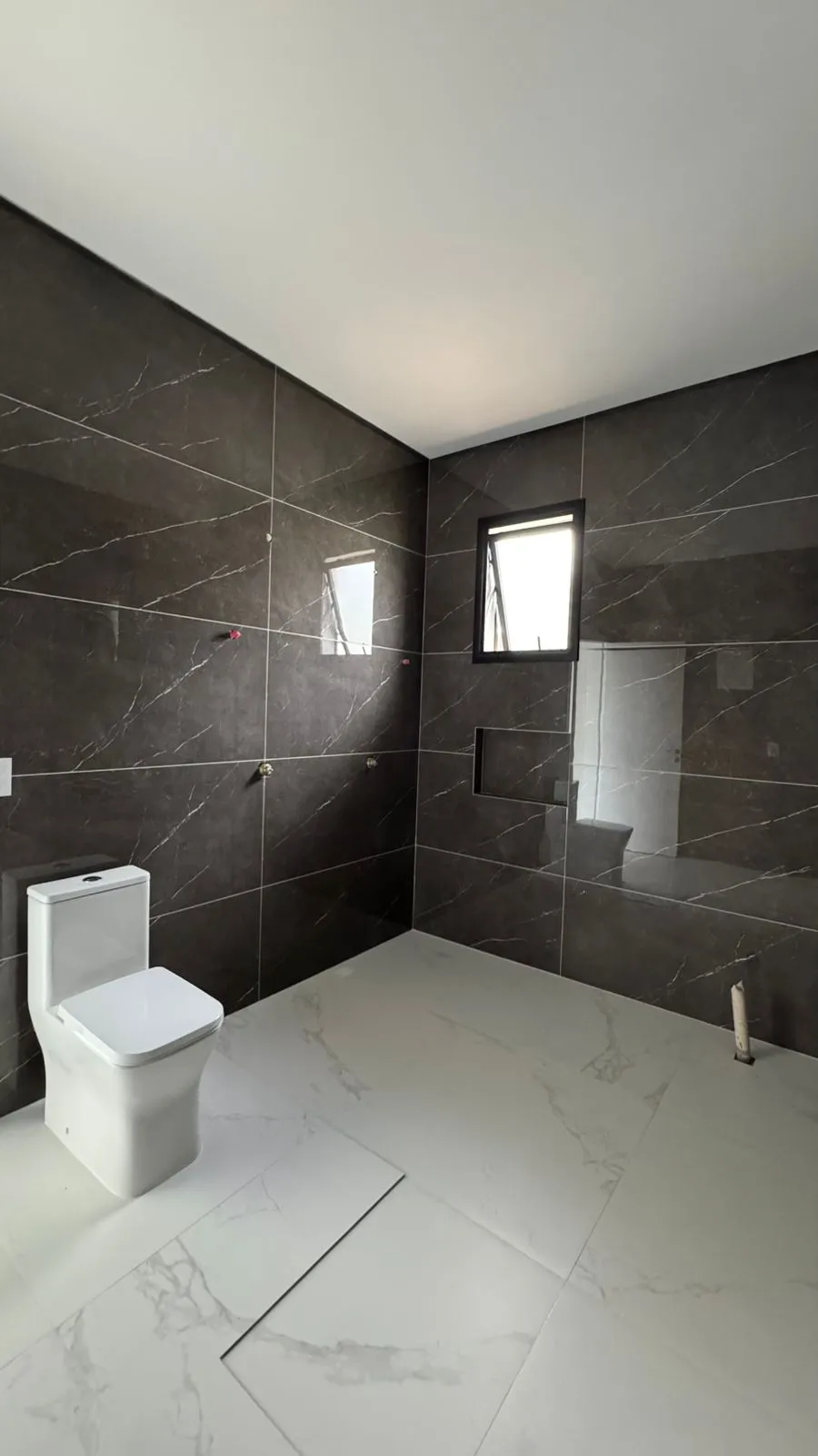 Casa 4 quartos para venda no bairro Santa Regina em Camboriú