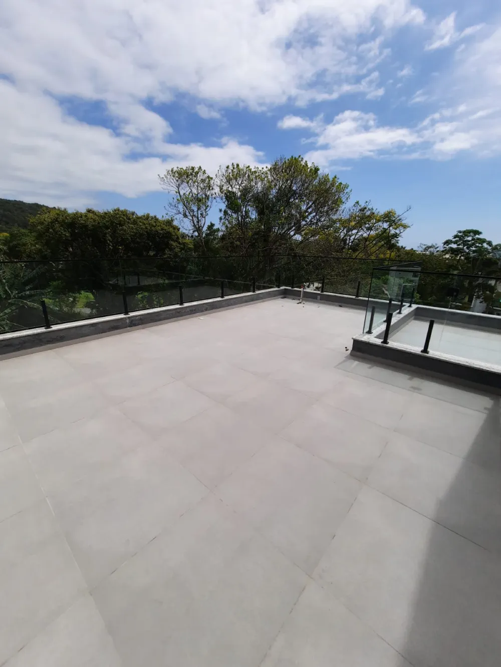 Casa 3 quartos para venda no bairro Taquaras em Balneário Camboriú
