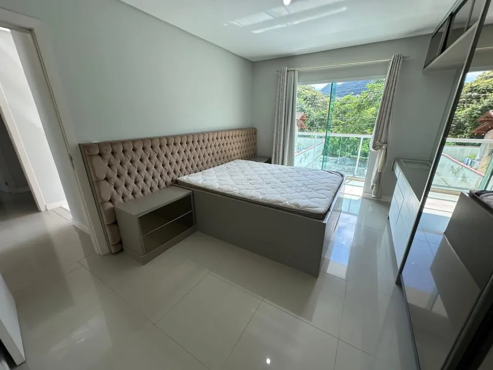 Casa 4 quartos para venda no bairro Casa Branca em Itapema