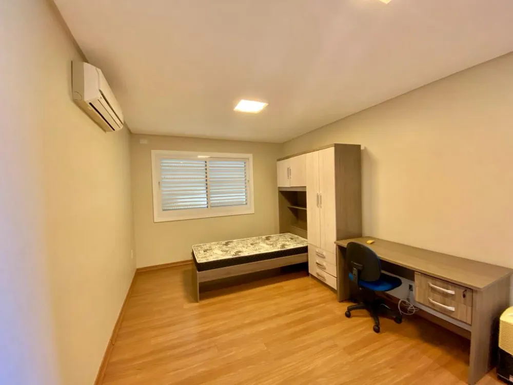 Casa 7 quartos para venda no bairro Meia Praia em Navegantes