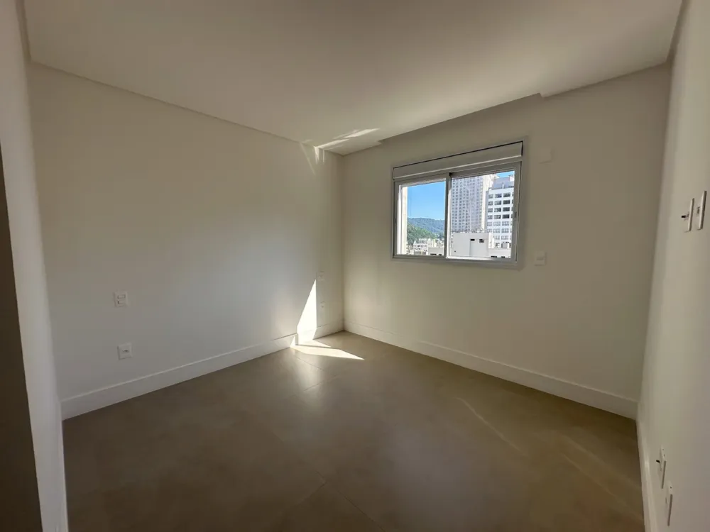 Apartamento 3 quartos para venda no bairro Centro em Balneário Camboriú