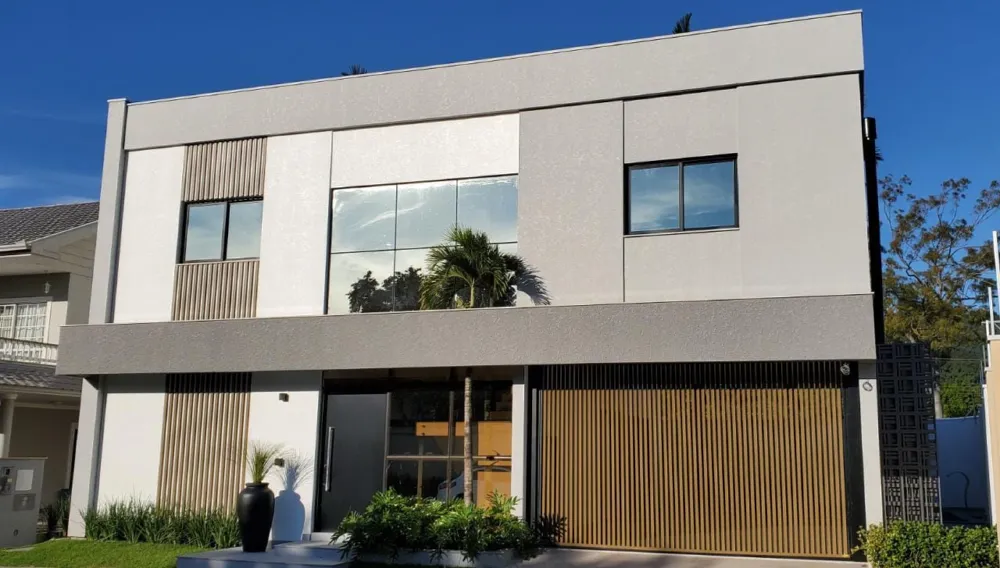 Casa 4 quartos para venda no bairro Barra em Balneário Camboriú