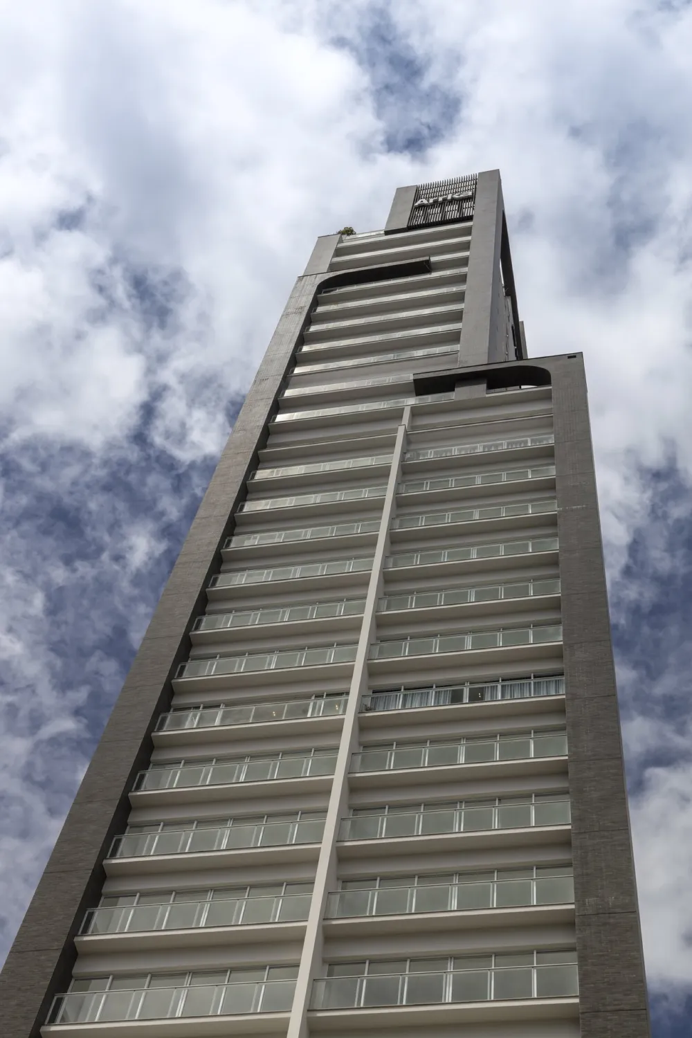 Apartamento 4 quartos para venda no bairro Centro em Balneário Camboriú