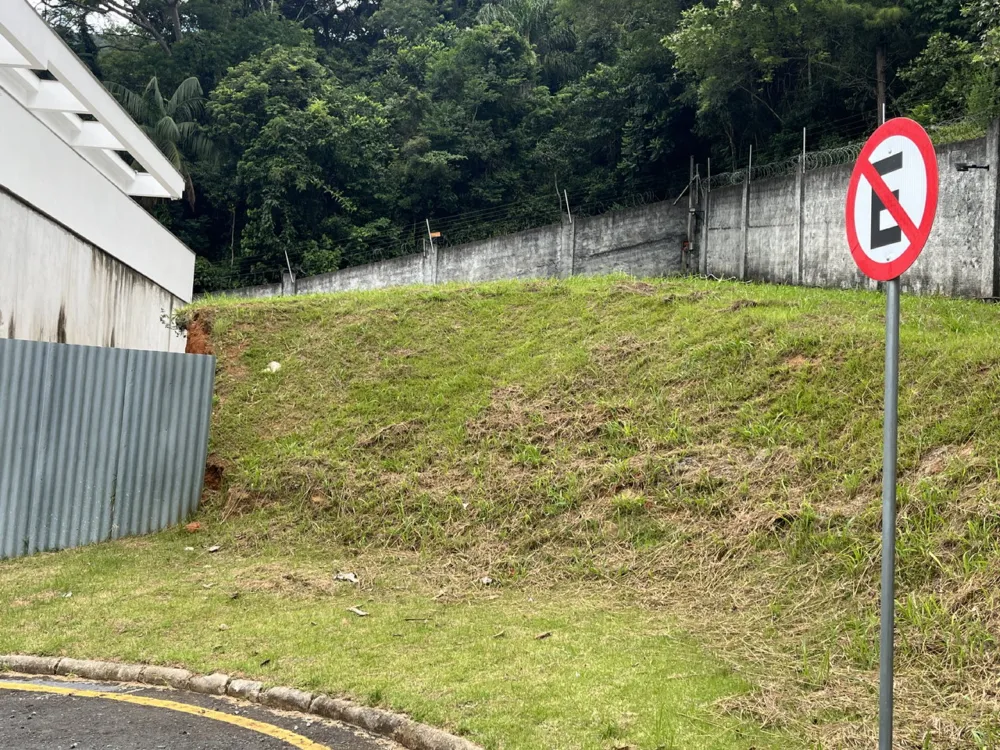 Terreno para venda no bairro Barra em Balneário Camboriú