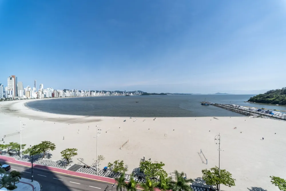 Apartamento 4 quartos para venda no bairro Centro em Balneário Camboriú