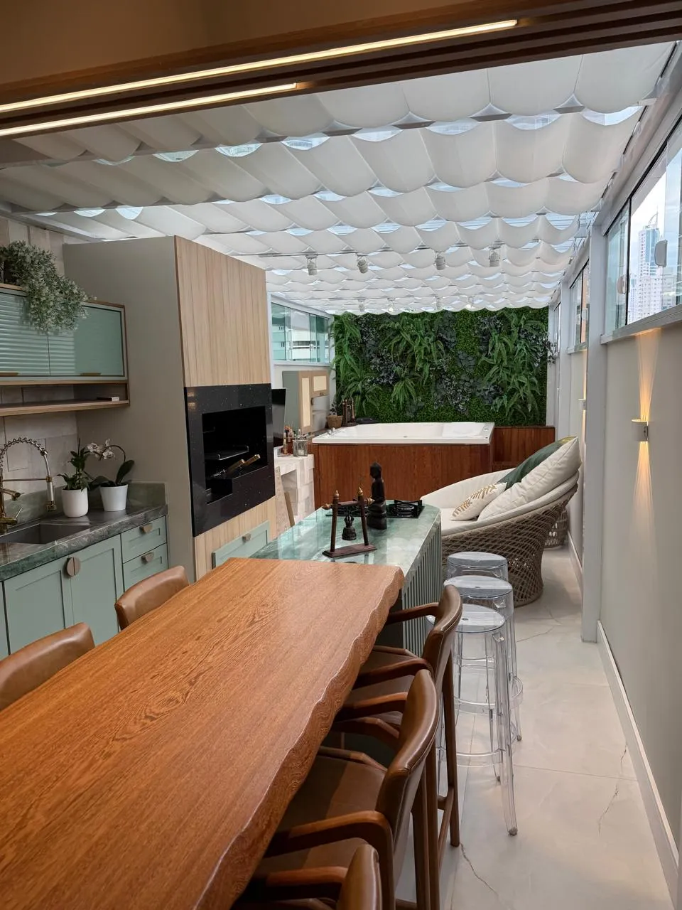 Apartamento 3 quartos para venda no bairro Centro em Balneário Camboriú