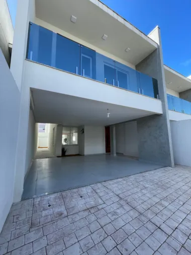 Casa 3 quartos para venda no bairro São João em Itajaí