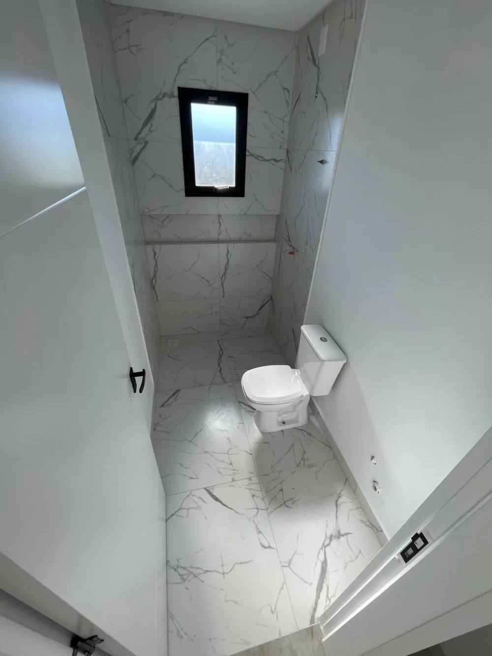 Casa 2 quartos para venda no bairro Morretes em Itapema