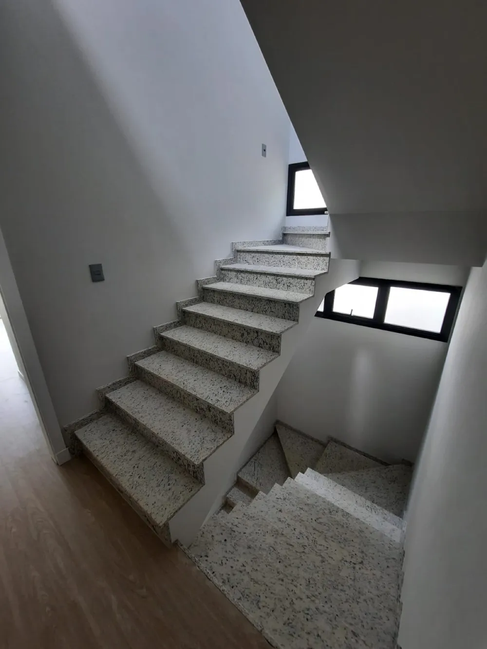 Casa 3 quartos para venda no bairro Taquaras em Balneário Camboriú