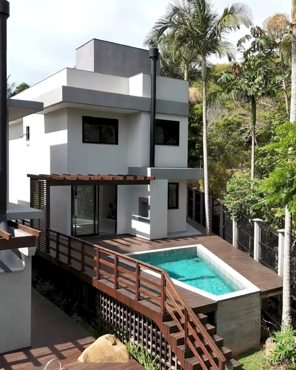 Casa 3 quartos para venda no bairro Praia de Taquaras em Balneário Camboriú