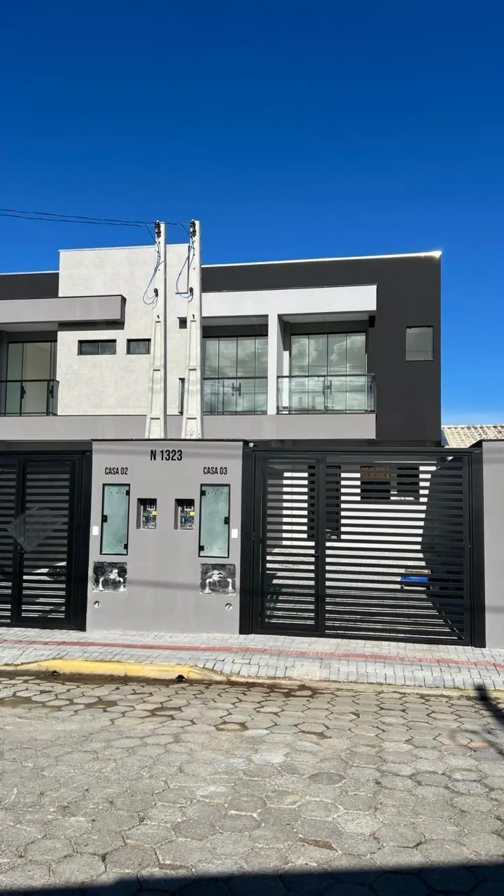 Casa 2 quartos para venda no bairro Morretes em Itapema