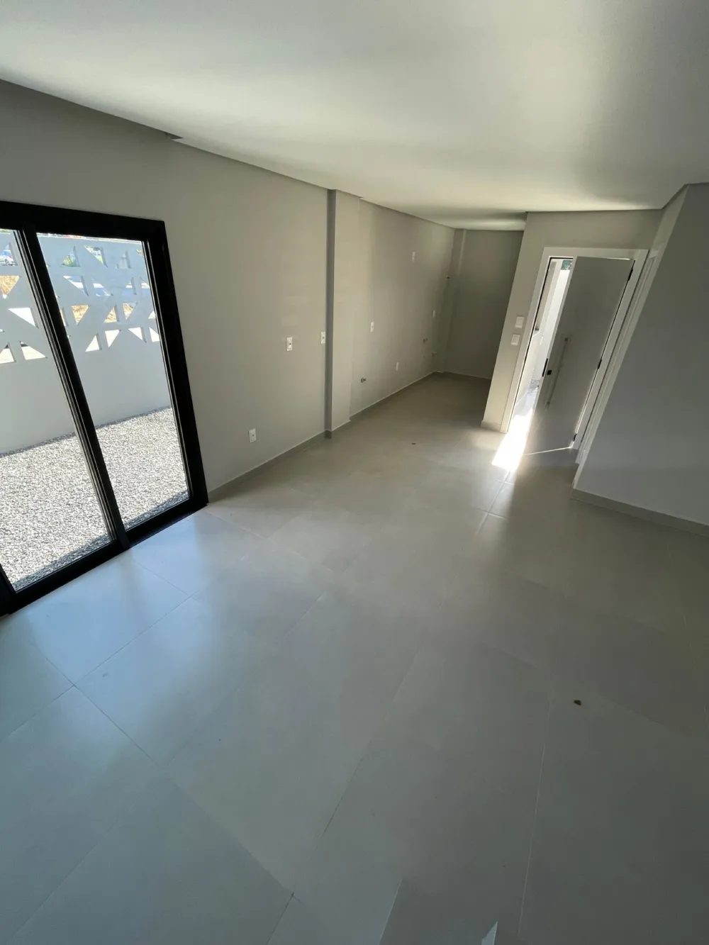 Casa 2 quartos para venda no bairro Morretes em Itapema