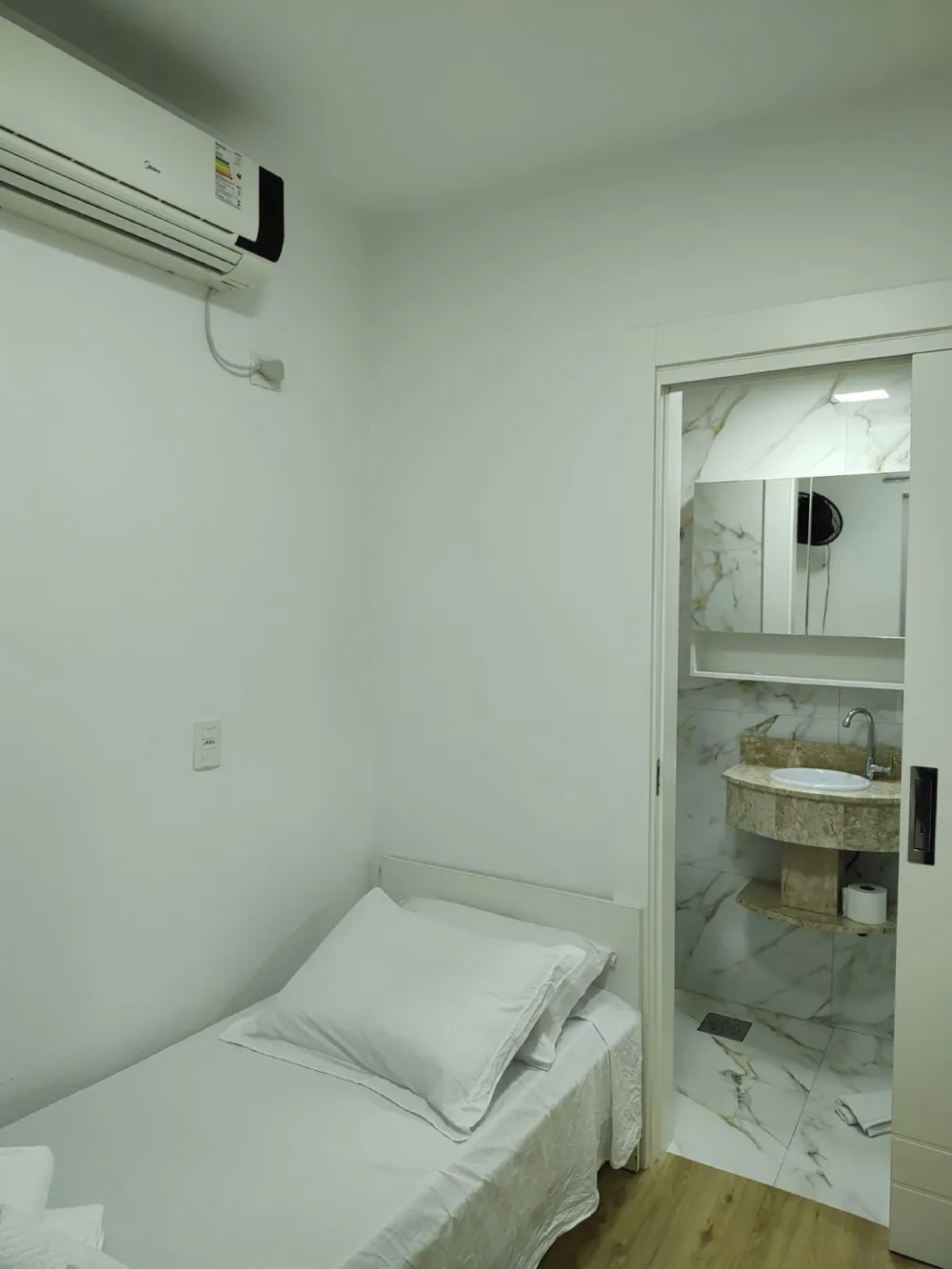 Apartamento 3 quartos para venda no bairro Barra Sul em Balneário Camboriú