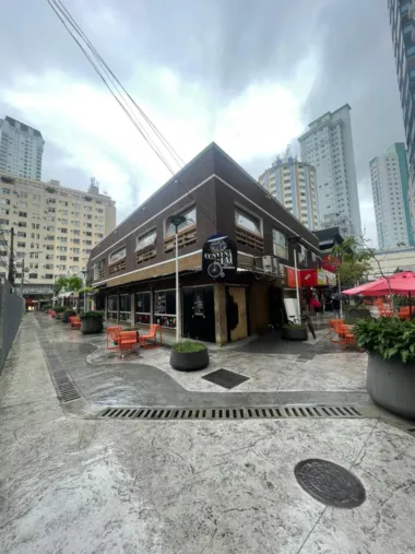 Sala comercial para venda no bairro Centro em Balneário Camboriú