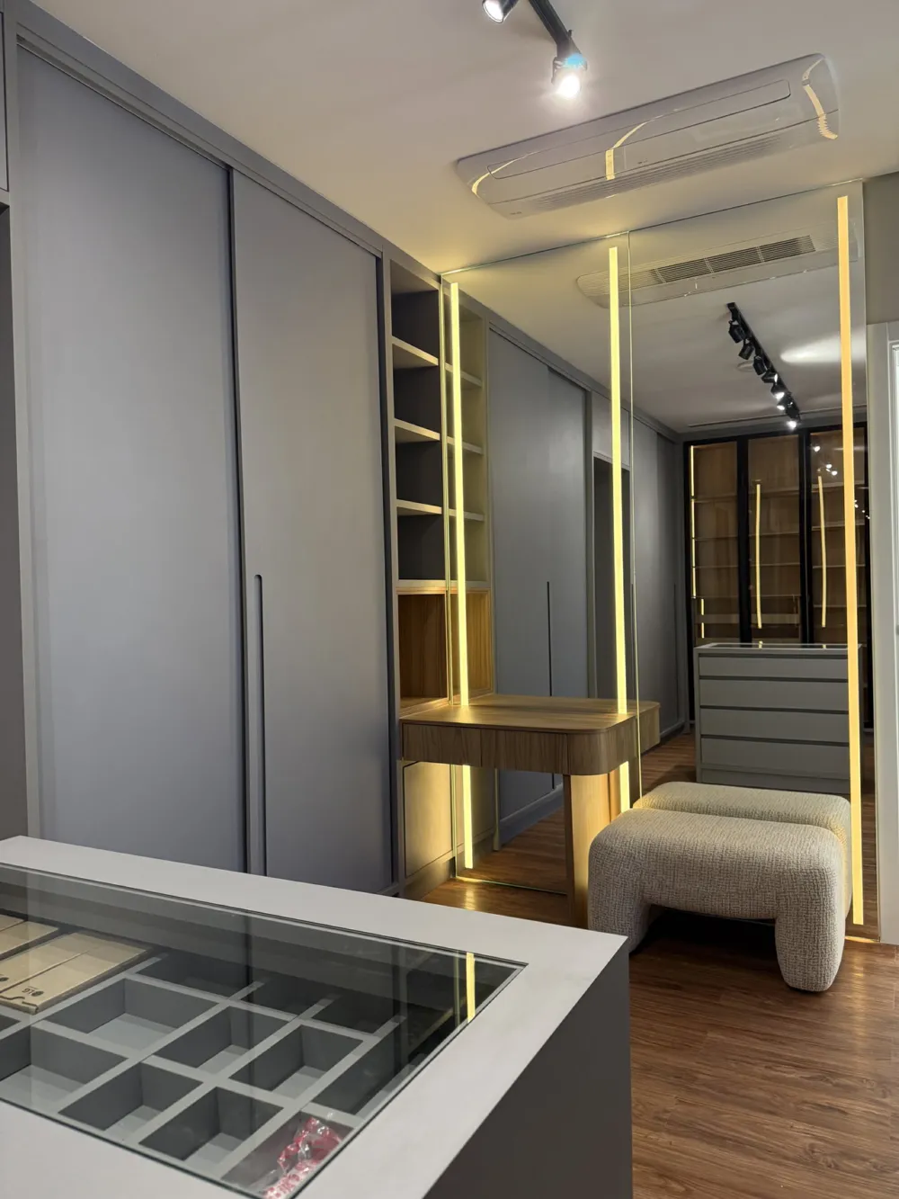 Casa 5 quartos para venda no bairro Santa Regina em Camboriú