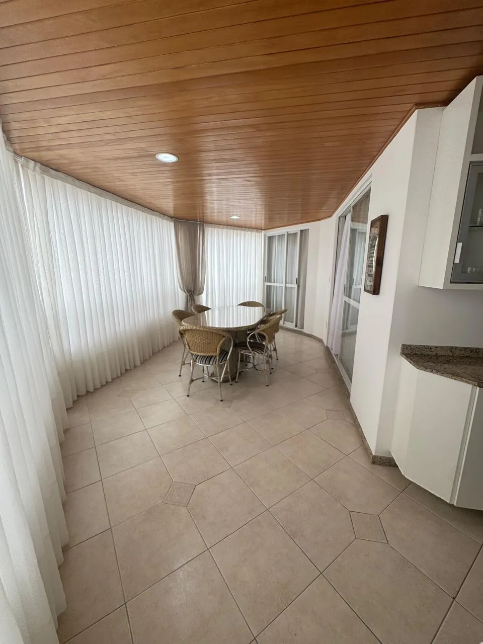 Apartamento 3 quartos para venda no bairro Centro em Balneário Camboriú