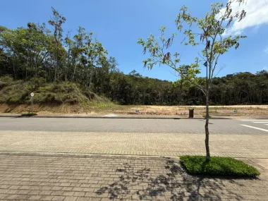 Terreno para venda no bairro Várzea do Ranchinho em Camboriú