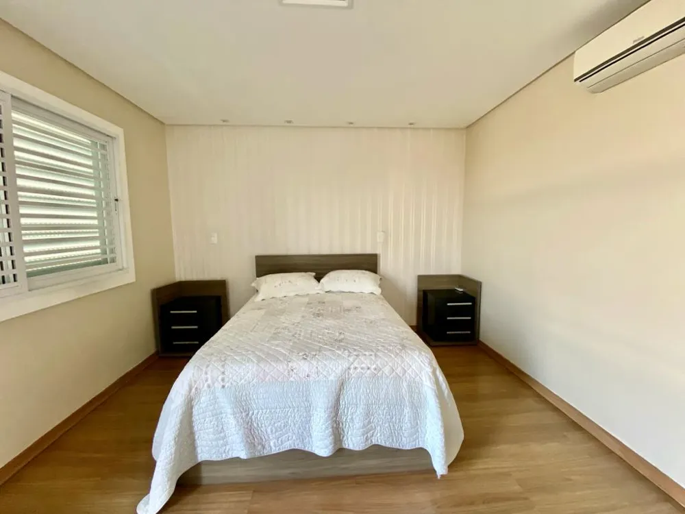 Casa 7 quartos para venda no bairro Meia Praia em Navegantes