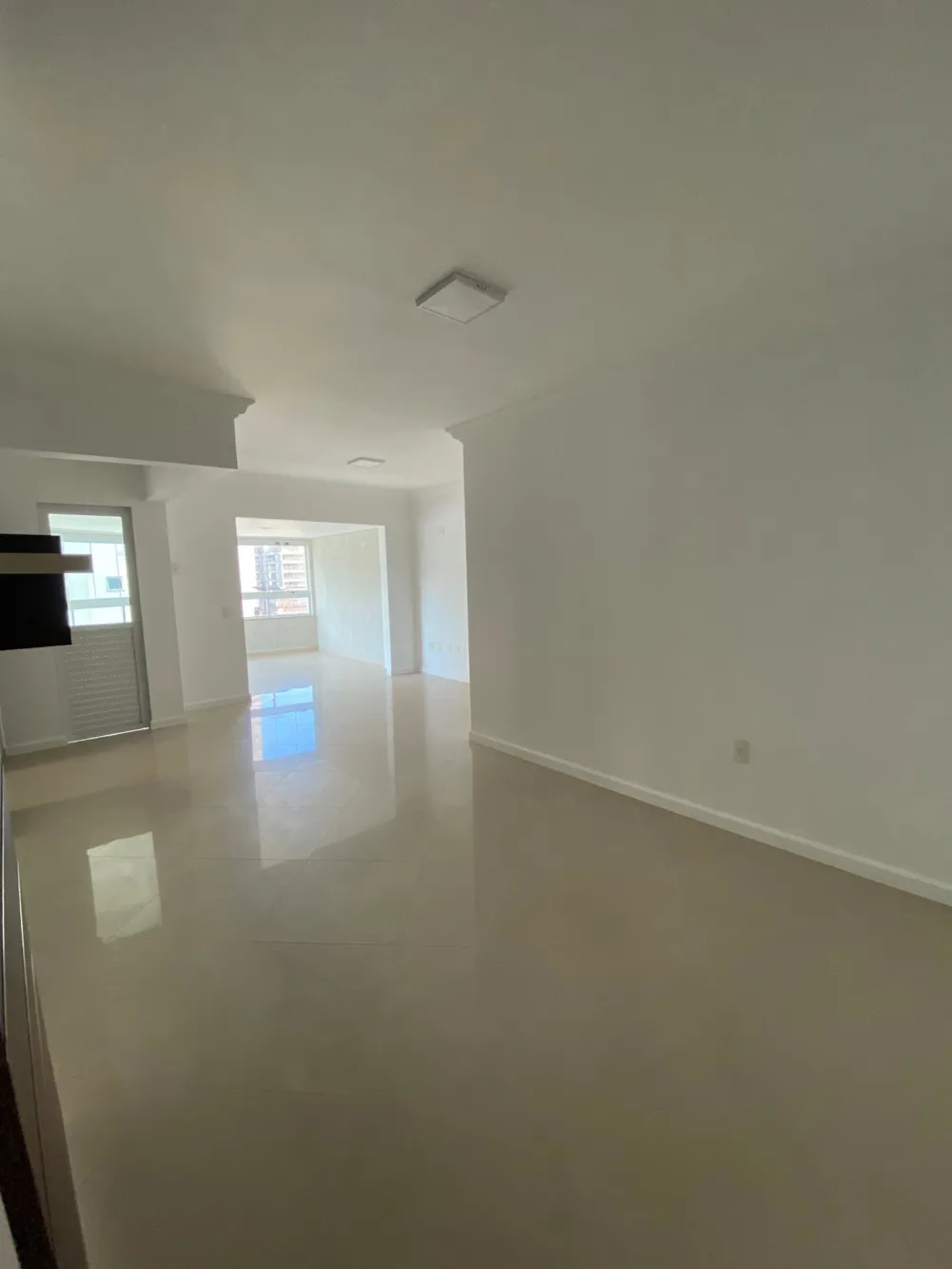 Apartamento 3 quartos para venda no bairro Pioneiros em Balneário Camboriú