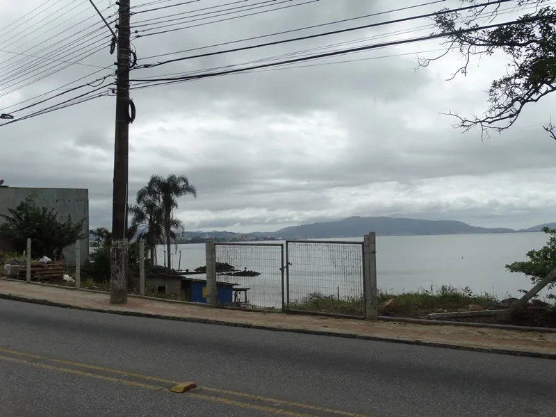 Terreno para venda no bairro Centro em São José