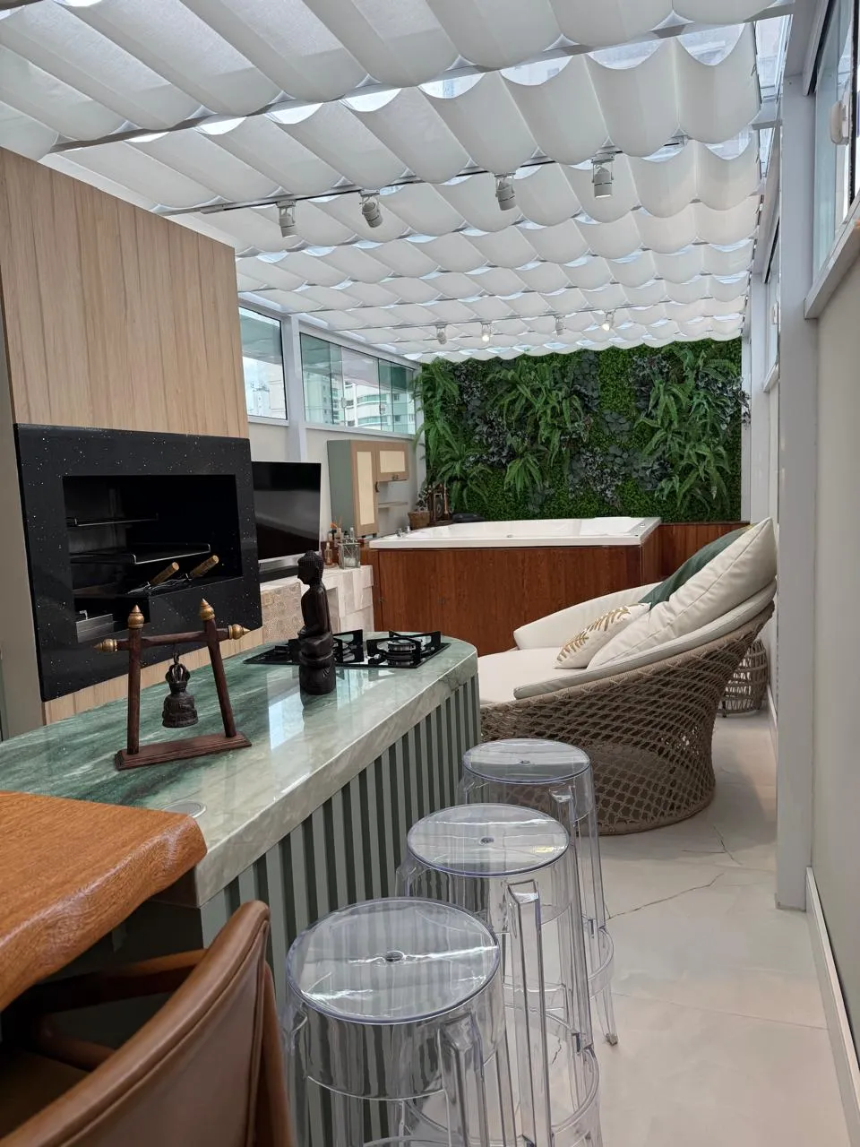 Apartamento 3 quartos para venda no bairro Centro em Balneário Camboriú