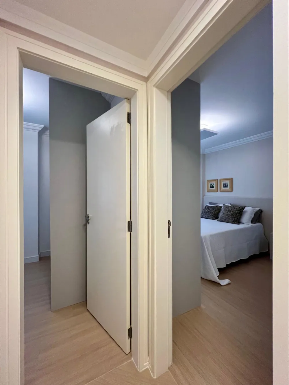 Apartamento à Venda – Centro de Balneário Camboriú Valor: R$ 1.850.000,00
