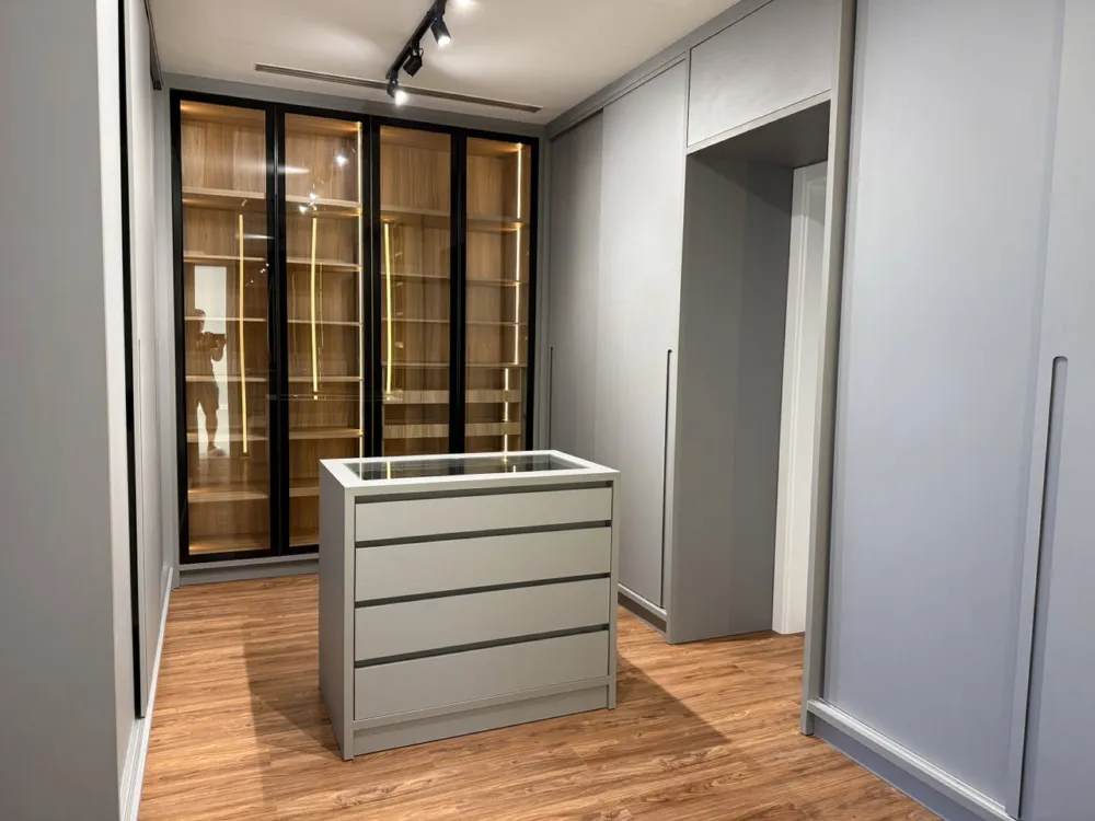 Casa 5 quartos para venda no bairro Santa Regina em Camboriú