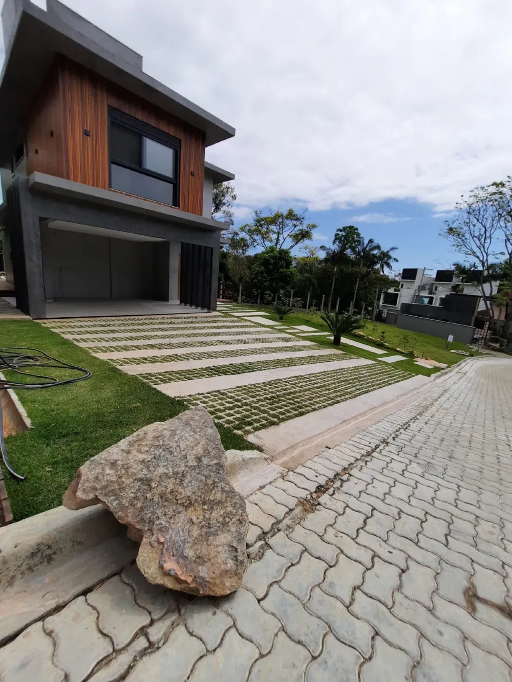 Casa 3 quartos para venda no bairro Taquaras em Balneário Camboriú