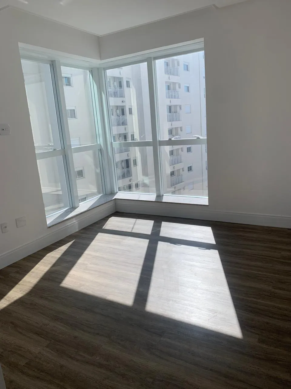 Apartamento 3 quartos para venda no bairro Barra Sul em Balneário Camboriú