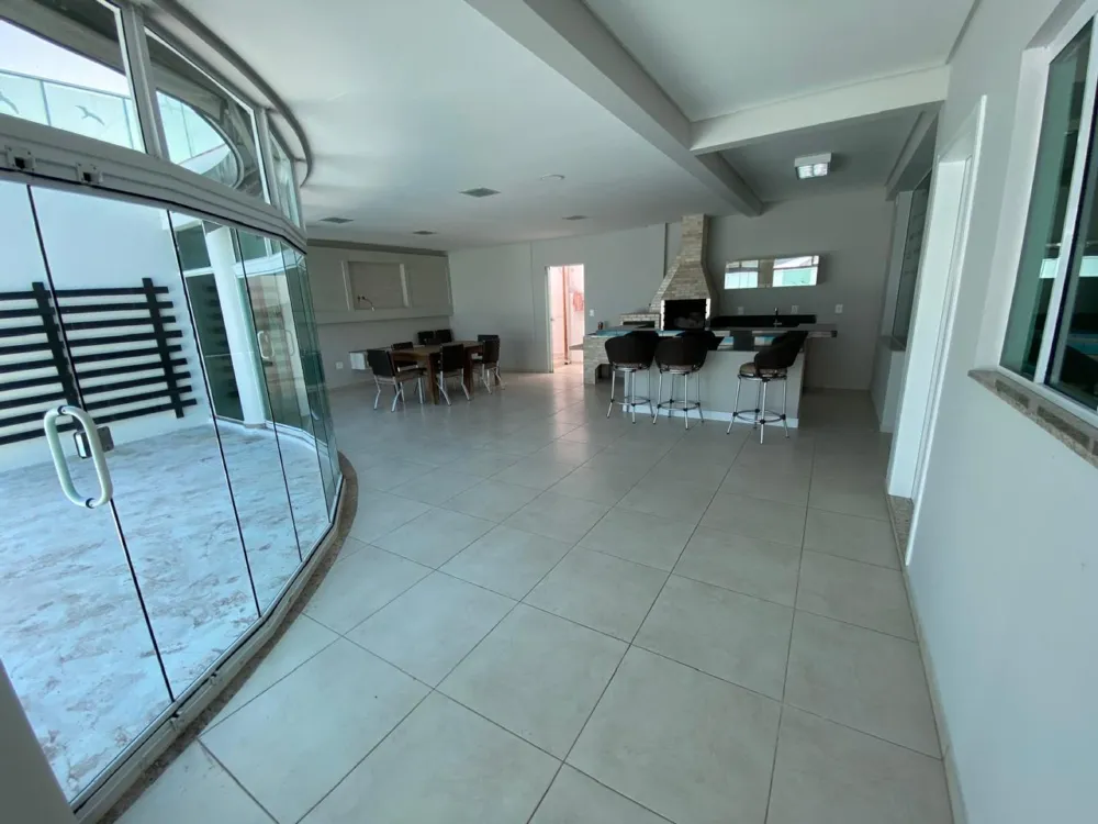 Casa 6 quartos para venda no bairro Estados em Balneário Camboriú