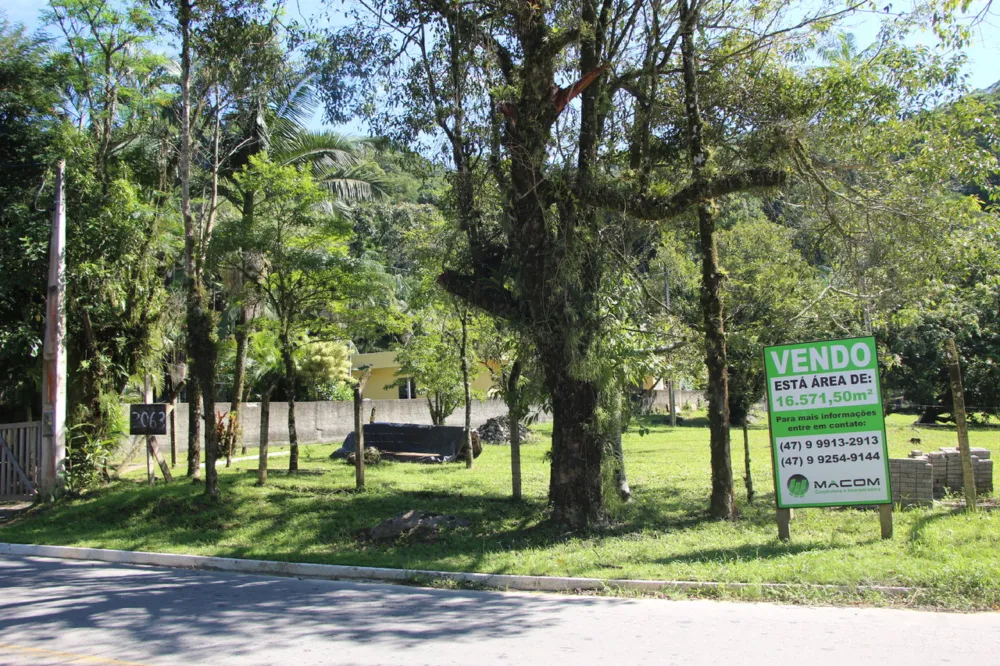 Apartamento para venda no bairro Sertão do Trombudo em Itapema