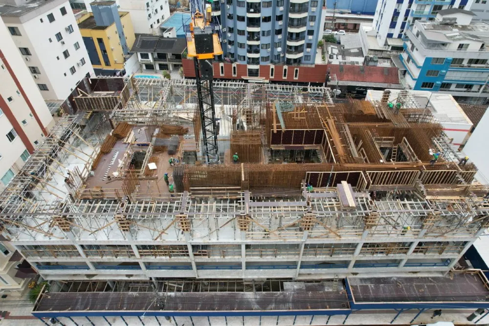 Apartamento 3 quartos para venda no bairro Centro em Balneário Camboriú