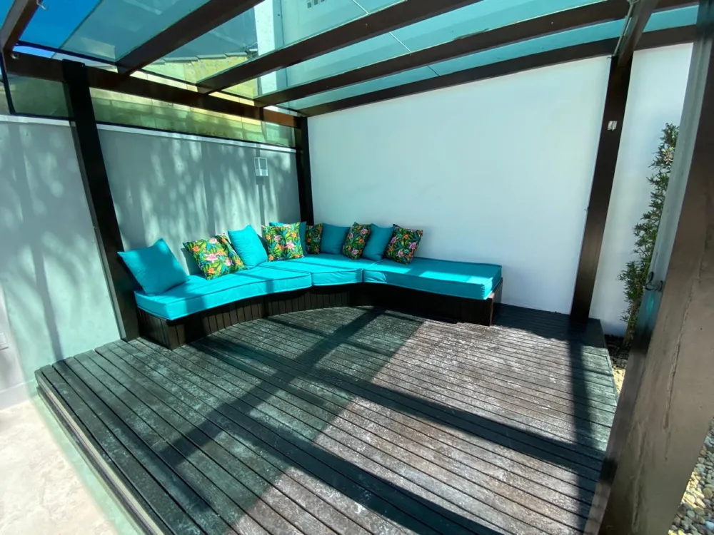 Casa 6 quartos para venda no bairro Estados em Balneário Camboriú