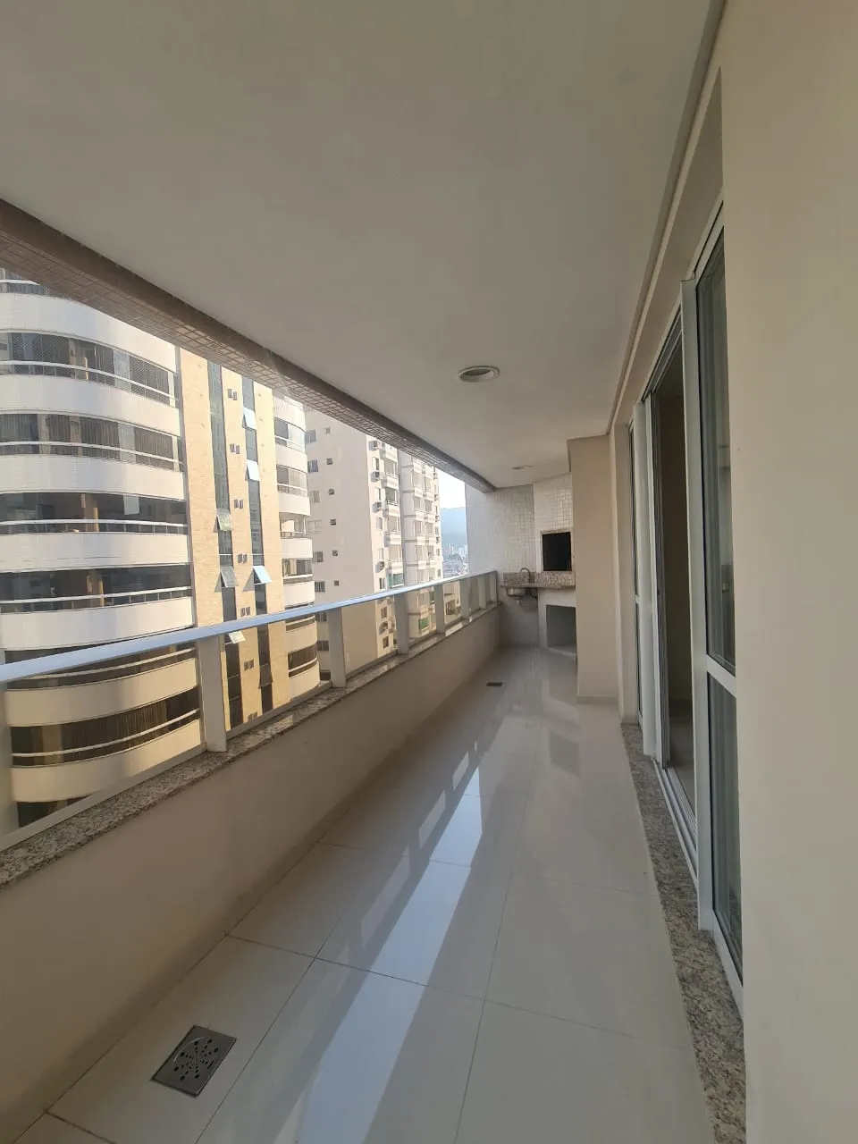 Apartamento 3 quartos para venda no bairro Centro em Balneário Camboriú
