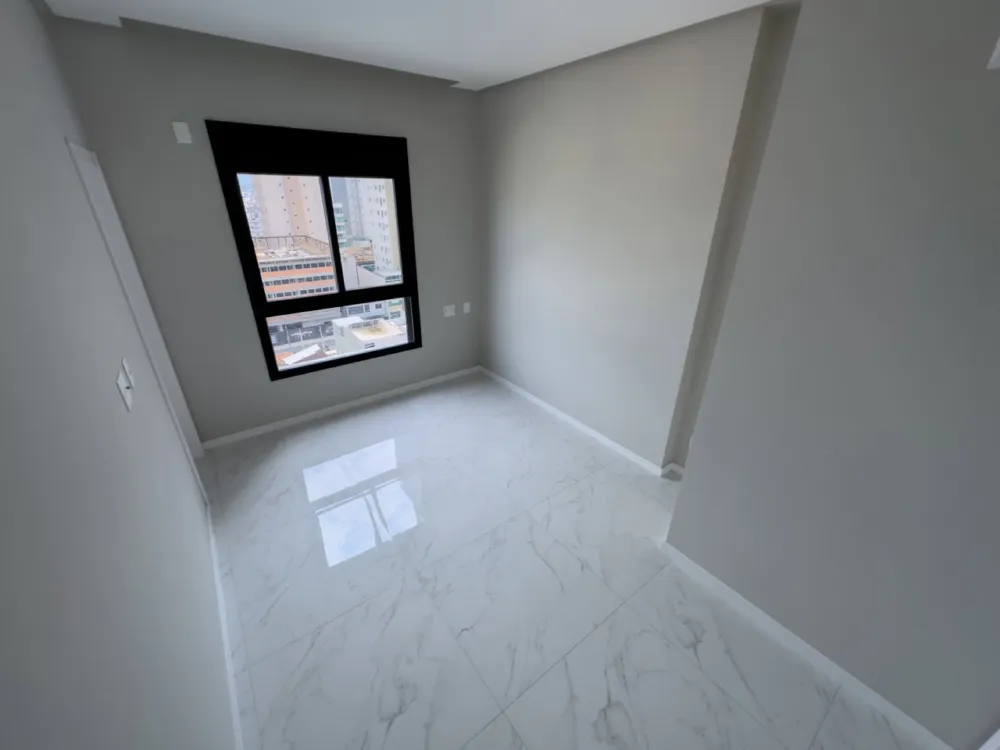 Apartamento 3 quartos para venda no bairro Centro em Balneário Camboriú