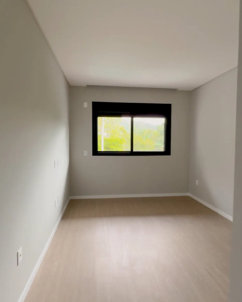 Casa 3 quartos para venda no bairro Praia de Taquaras em Balneário Camboriú