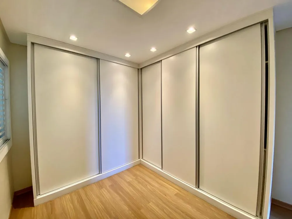 Casa 7 quartos para venda no bairro Meia Praia em Navegantes
