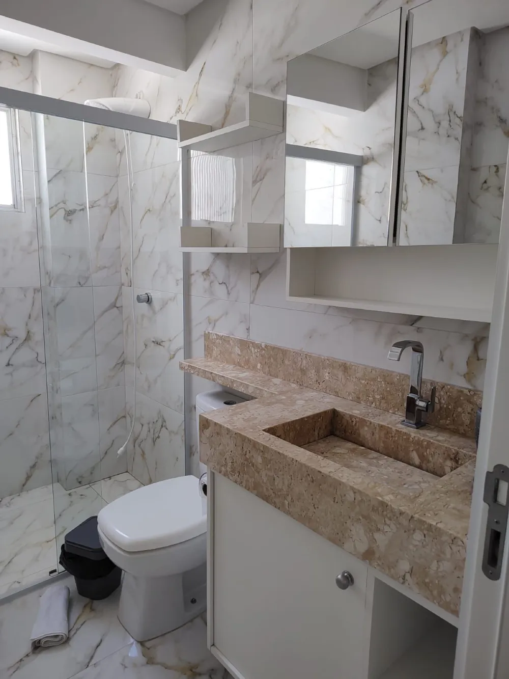 Apartamento 3 quartos para venda no bairro Barra Sul em Balneário Camboriú