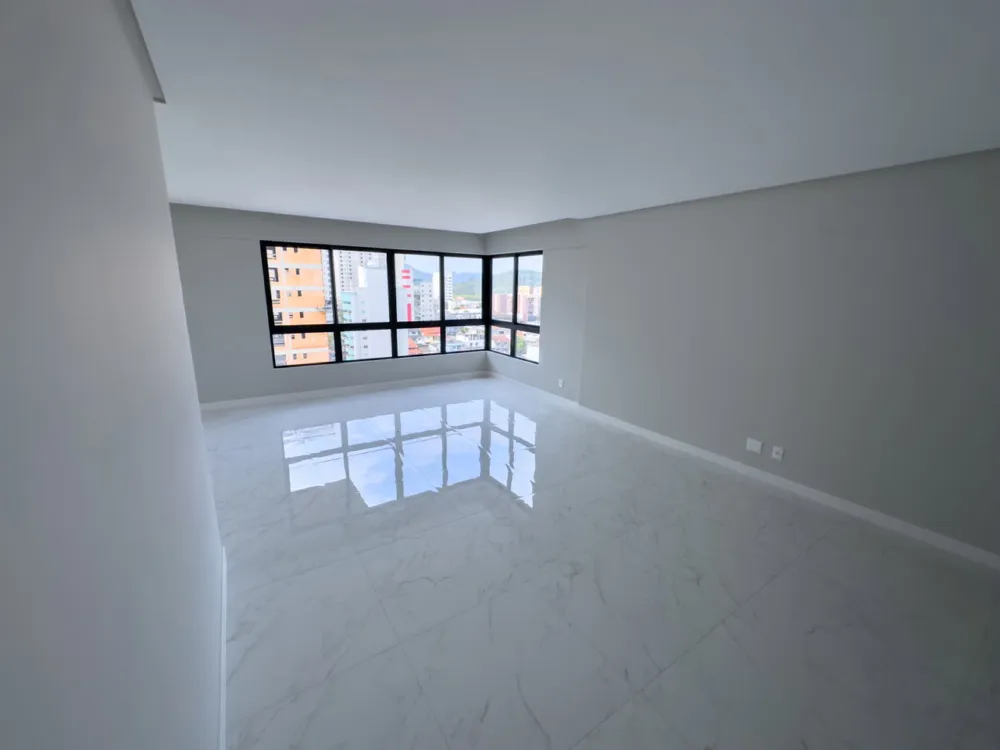 Apartamento 3 quartos para venda no bairro Centro em Balneário Camboriú