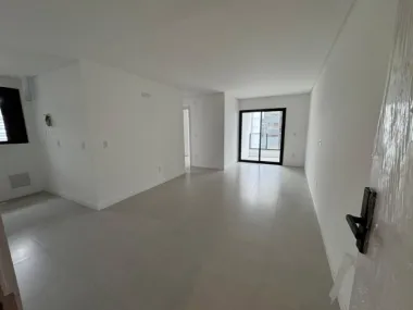Apartamento 2 quartos para venda no bairro Estados em Balneário Camboriú