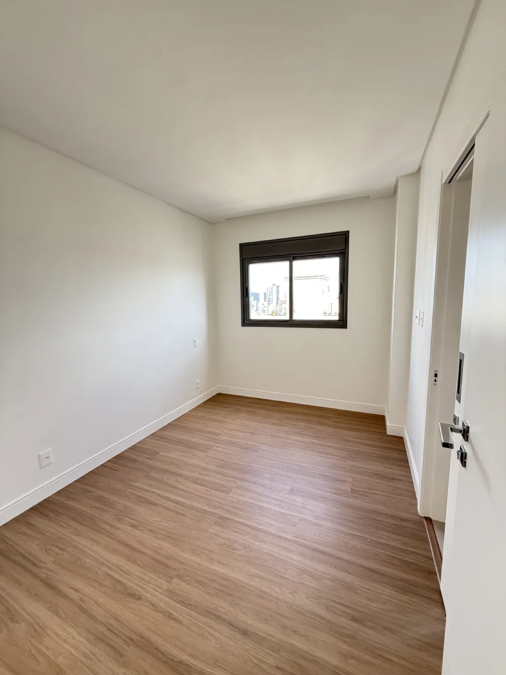 Apartamento 4 quartos para venda no bairro Centro em Balneário Camboriú