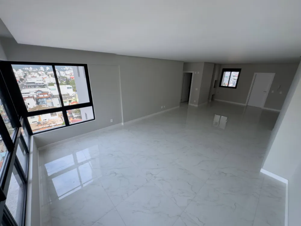Apartamento 3 quartos para venda no bairro Centro em Balneário Camboriú