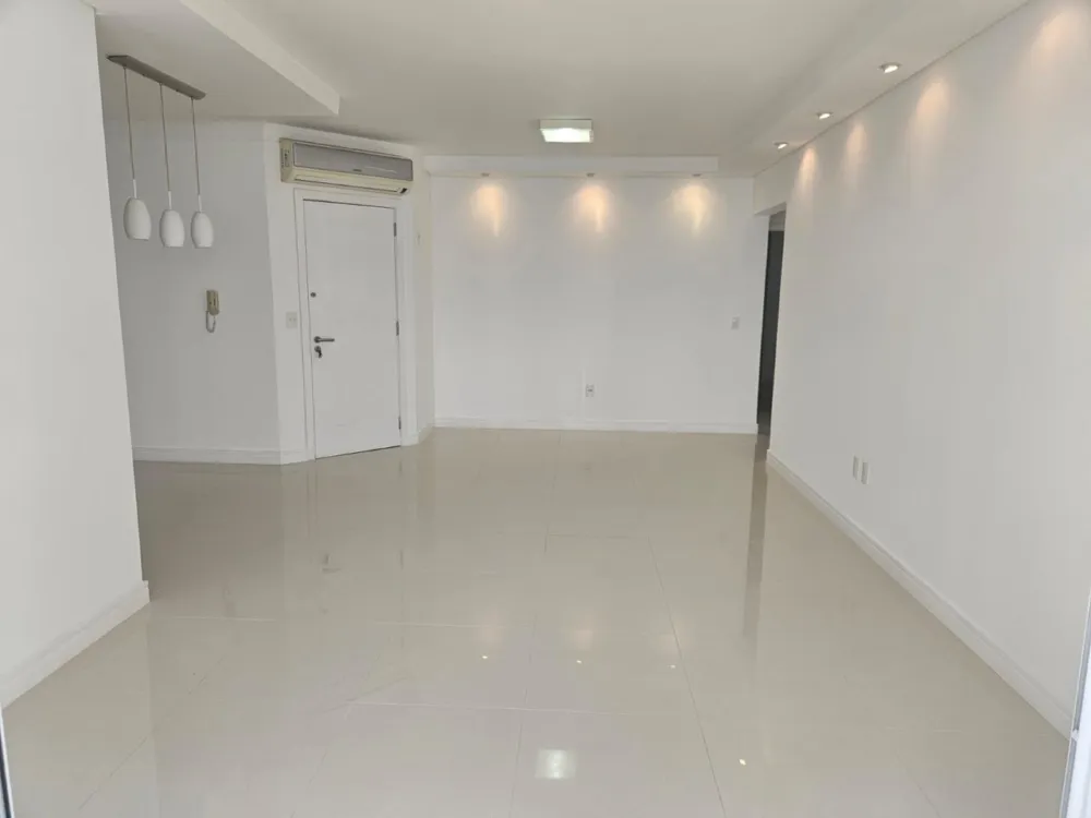 Apartamento 3 quartos para venda no bairro Centro em Balneário Camboriú