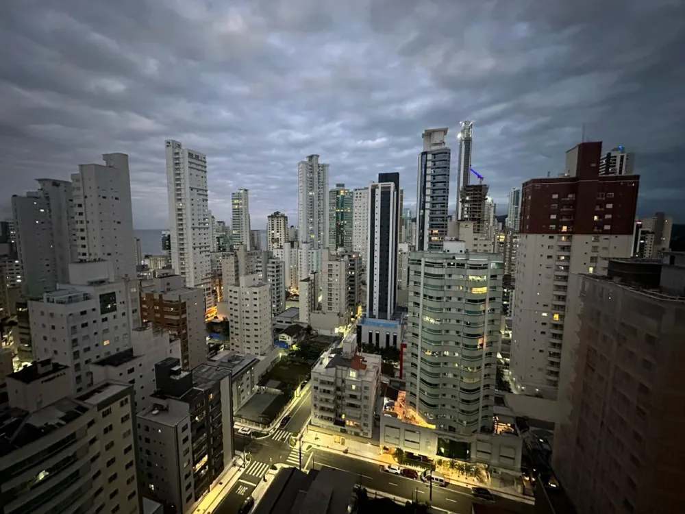 Apartamento 4 quartos para venda no bairro Centro em Balneário Camboriú