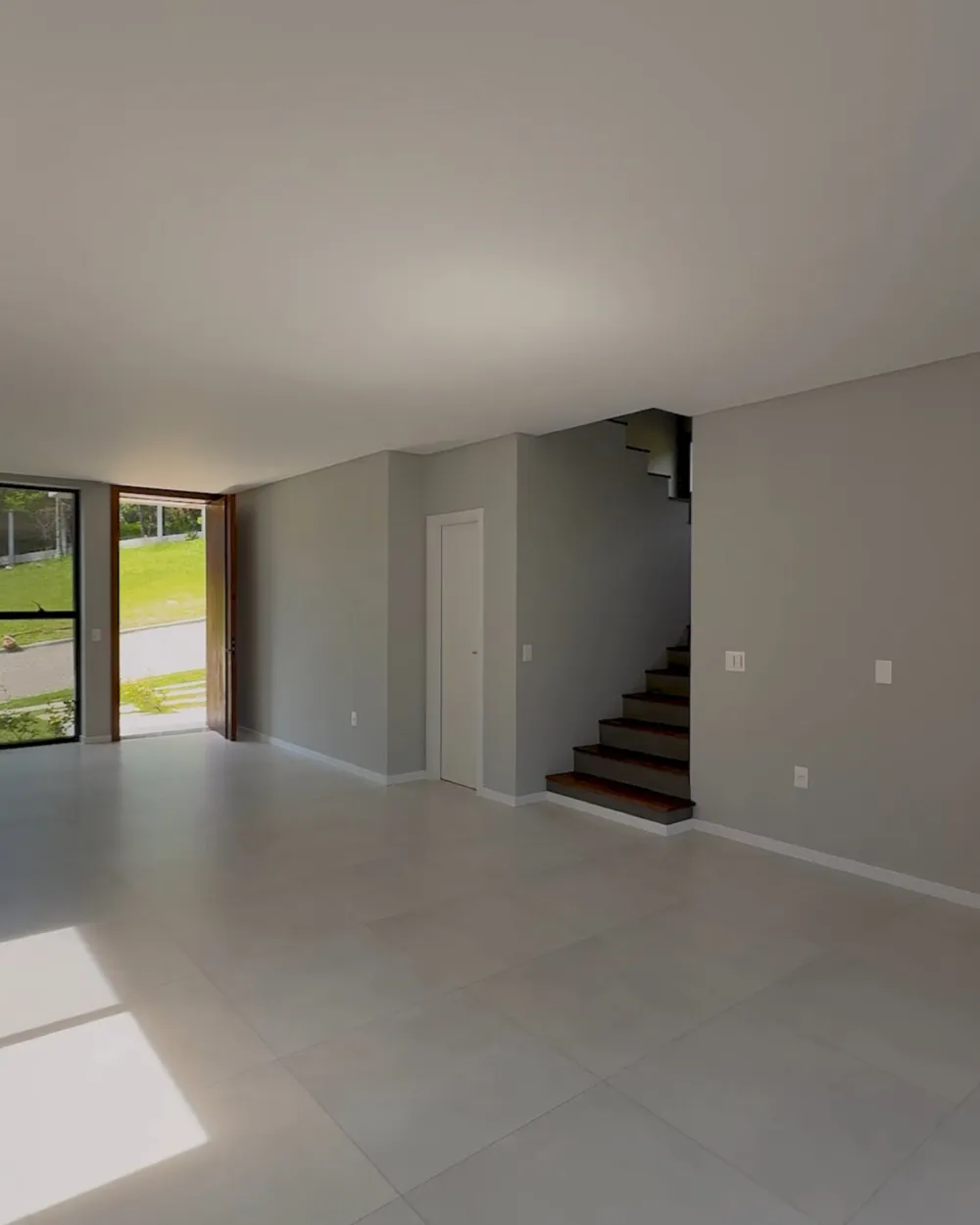 Casa 3 quartos para venda no bairro Praia de Taquaras em Balneário Camboriú