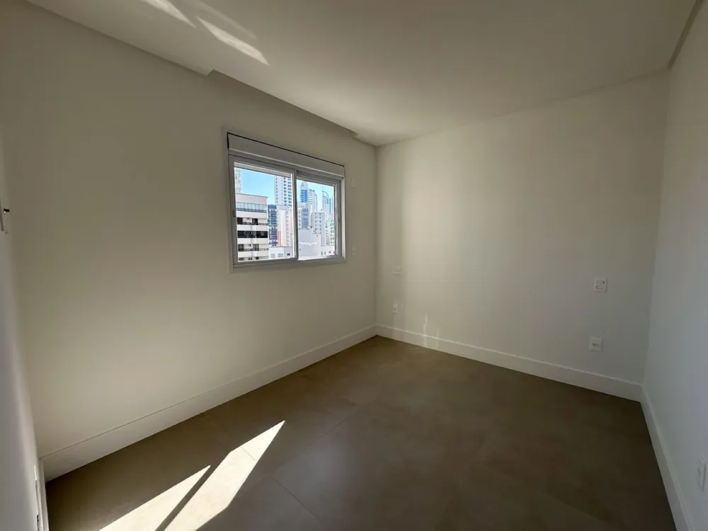 Apartamento 3 quartos para venda no bairro Centro em Balneário Camboriú