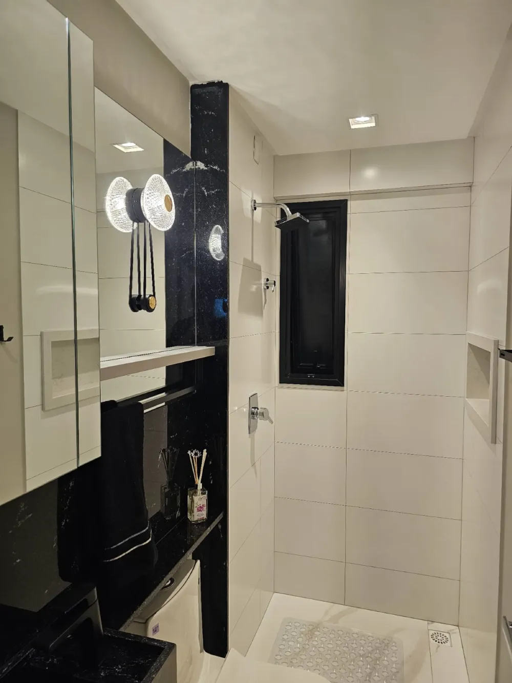 Apartamento 2 quartos para venda no bairro Centro em Camboriú