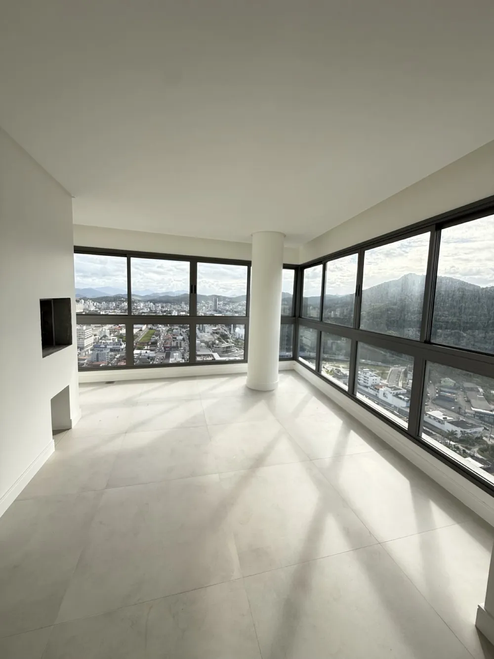 Apartamento 4 quartos para venda no bairro Centro em Balneário Camboriú