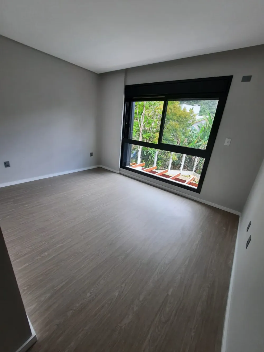 Casa 3 quartos para venda no bairro Taquaras em Balneário Camboriú
