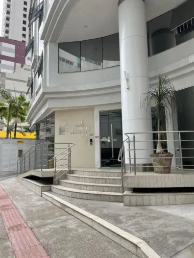 Apartamento 3 quartos para venda no bairro Centro em Balneário Camboriú